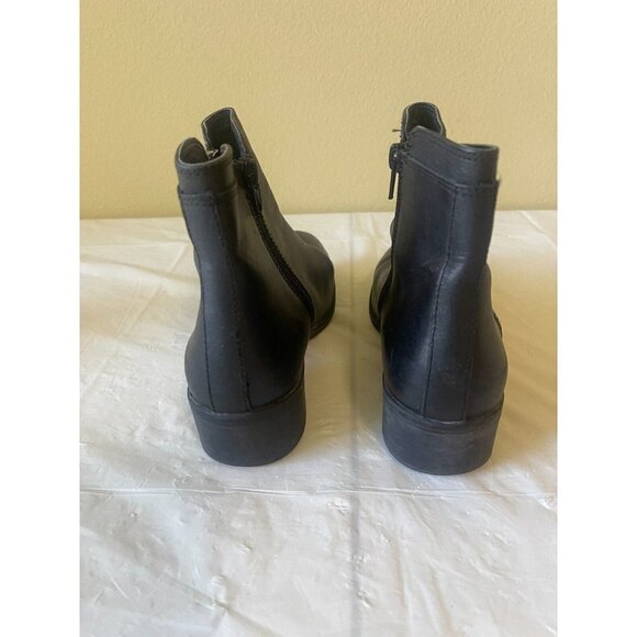 Woman's Boots Steve Madden leather Boot Size 8 zip "True" - Picture 8 of 16